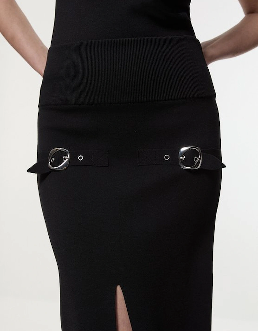 Buckle Trim Knitted Skirt