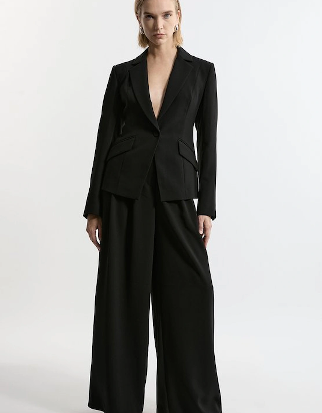 Tailored Crepe Single Breasted Blazer Jacket
