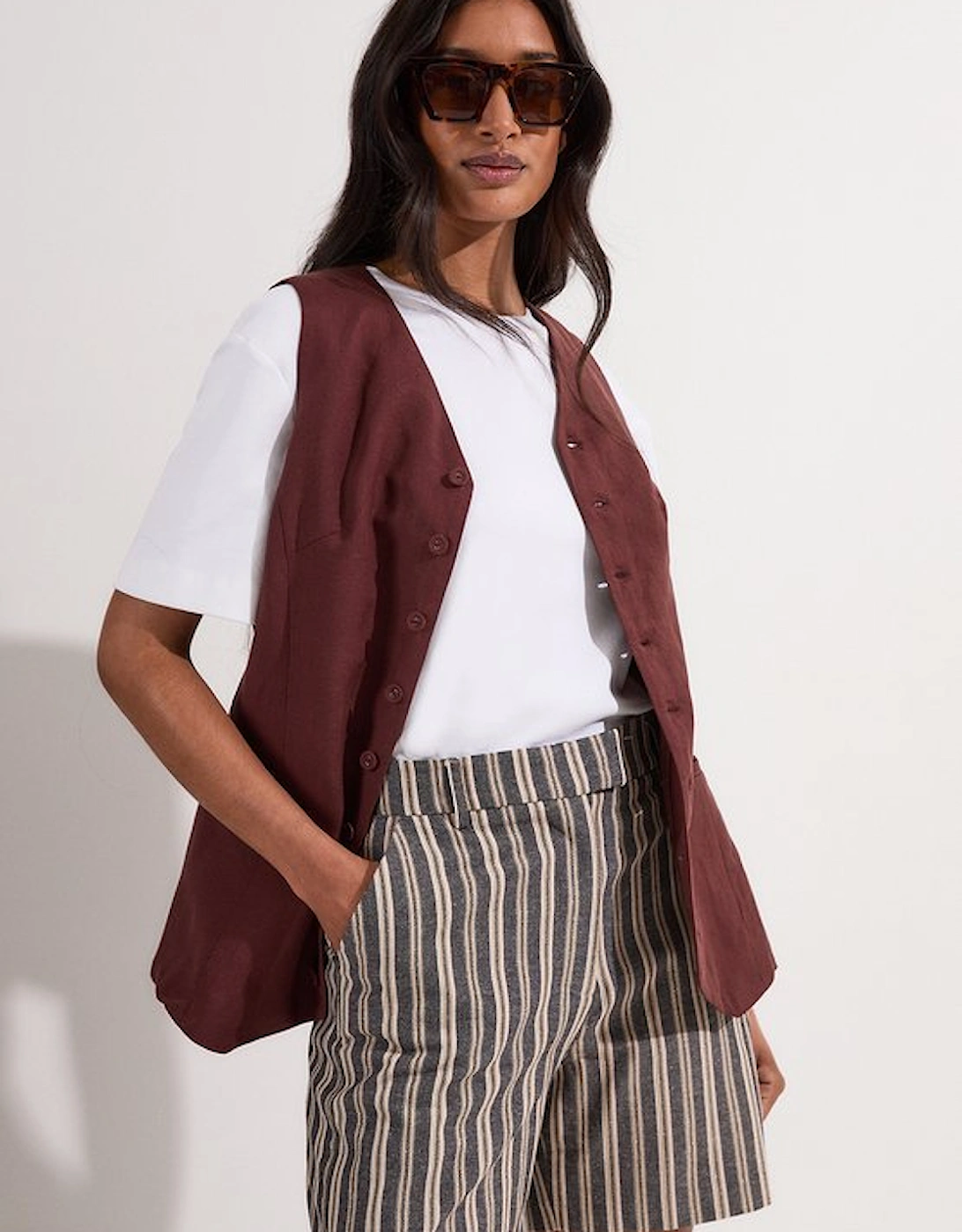 Linen Sparkle Stripe Tailored City Short, 5 of 4