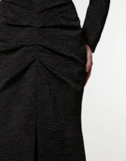 Thumbnail 3 of 4