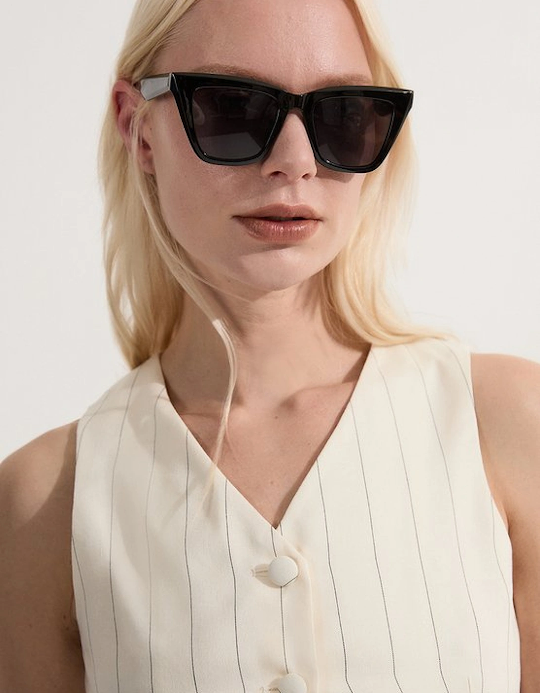Petite Premium Linen Viscose Pinstripe Tailored Waistcoat, 4 of 3