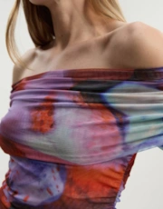 Thumbnail 3 of 4