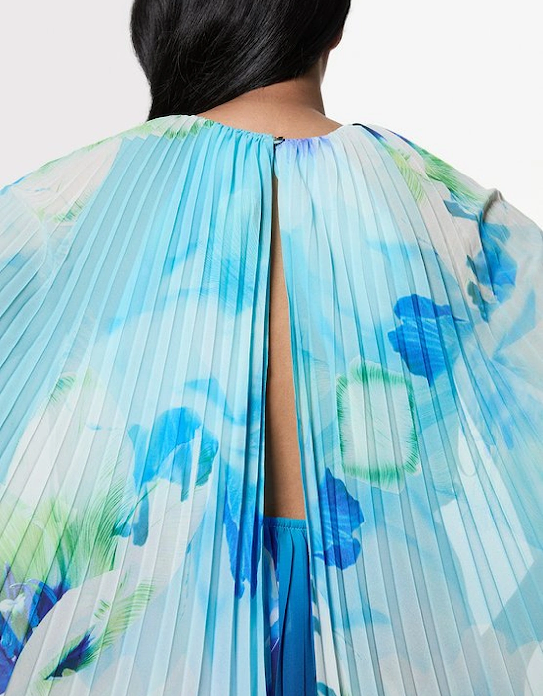 Plus Size Ombre Floral Soft Pleated Woven Blouse With Cape