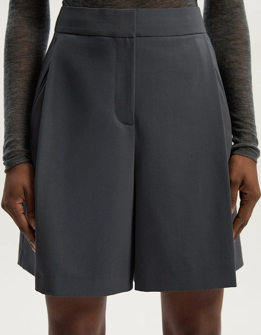 Tailored Twill Essential City Short