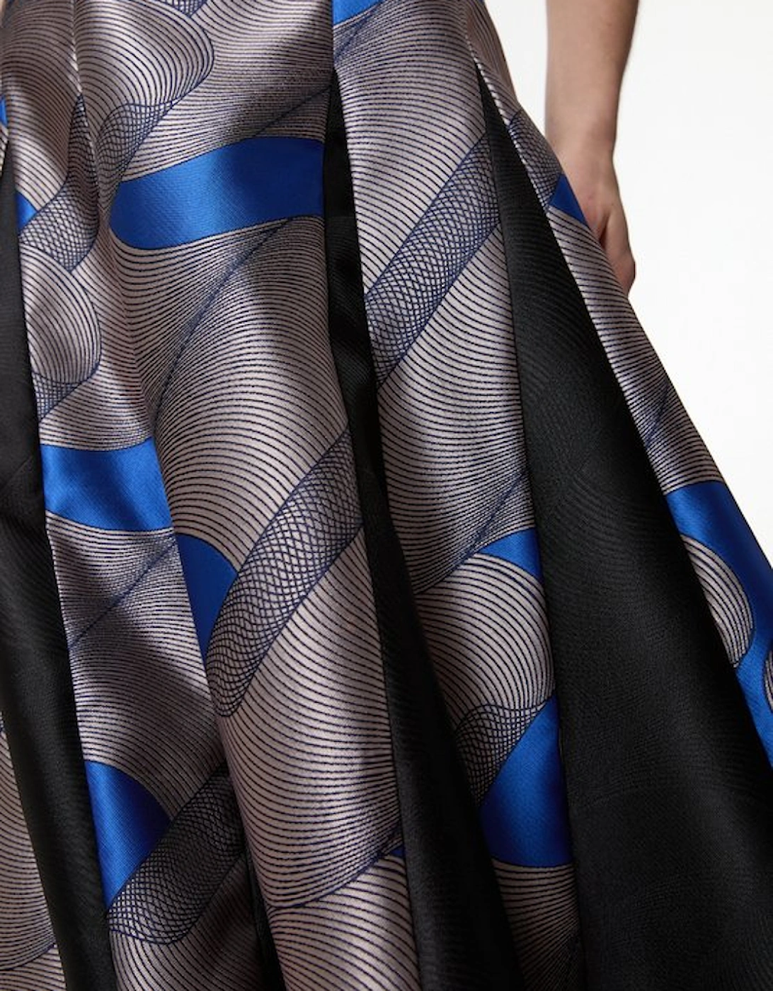 Amelia Graham Printed Tailored Bandeau Prom Dress