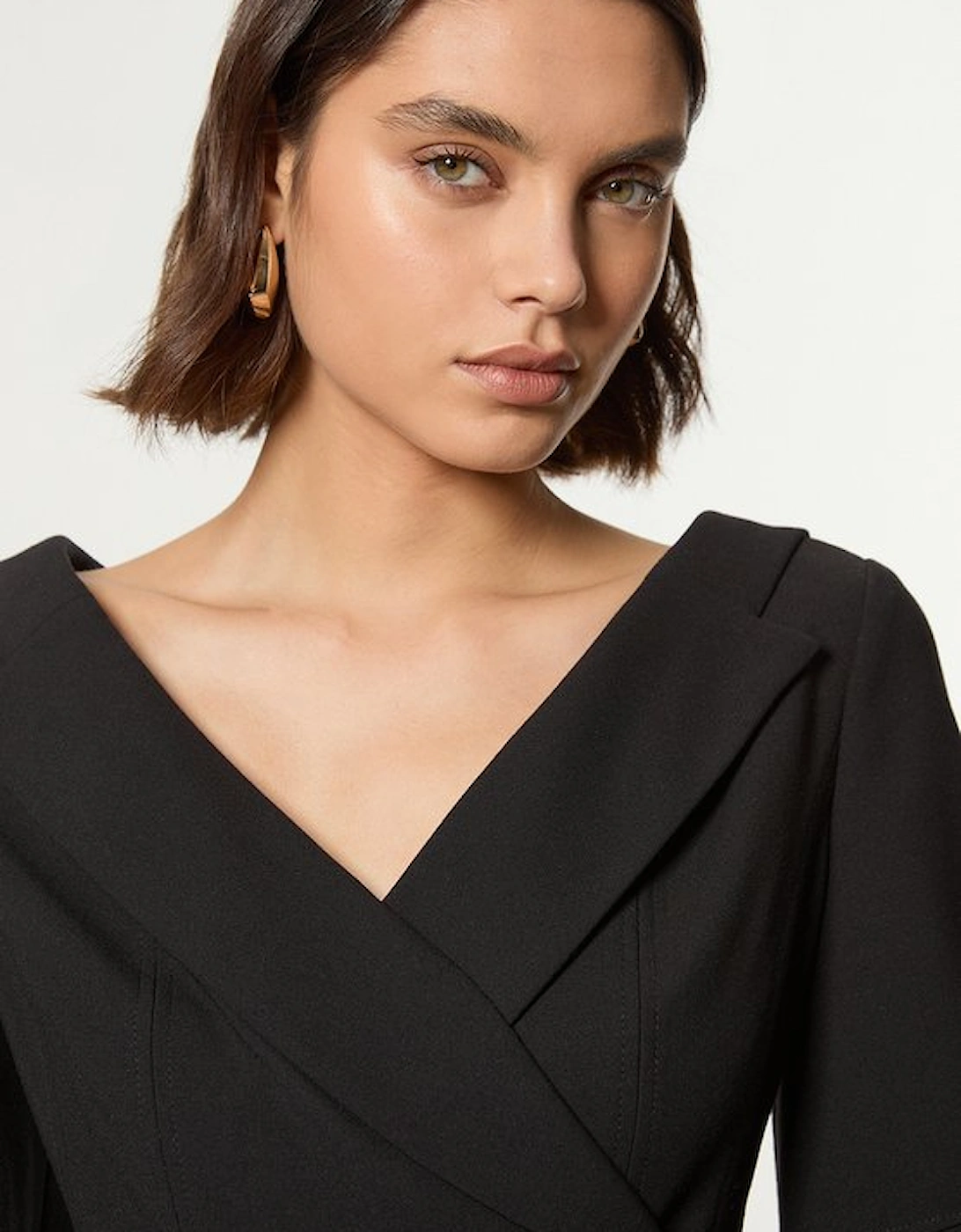 Compact Stretch Tailored Assymetric Peplum Pencil Midiaxi Dress