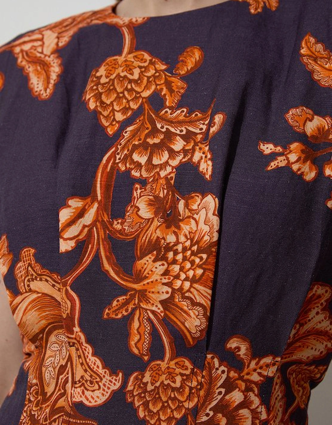 Floral Viscose Linen Pintuck Detail Woven Midaxi Dress