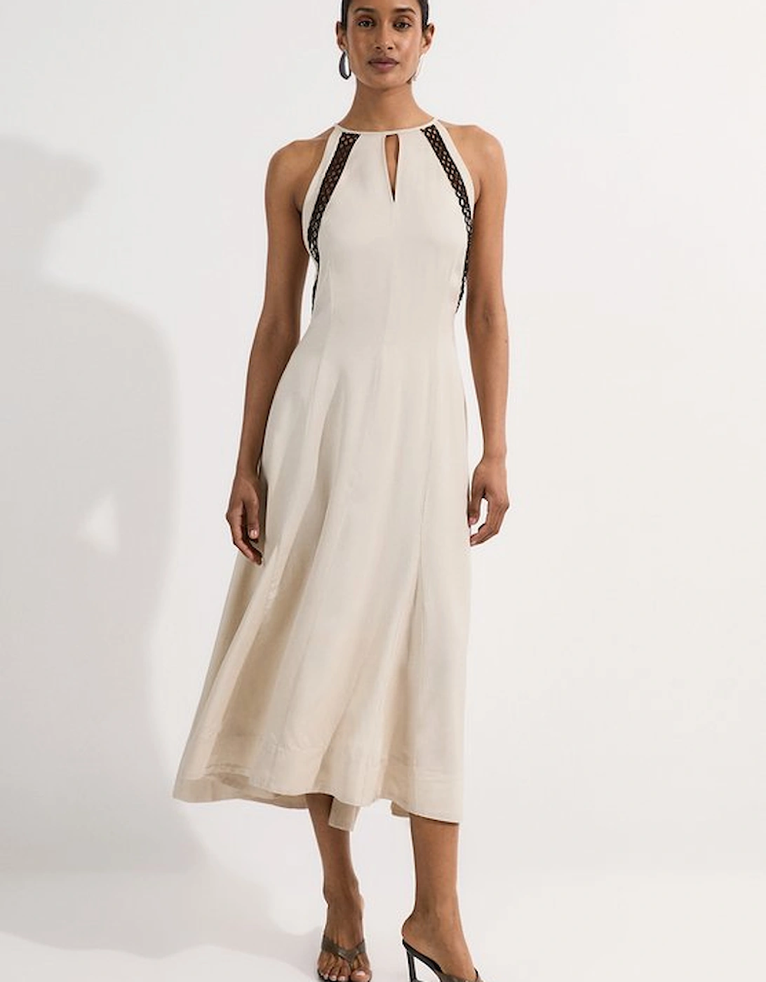 Viscose Linen Woven Halterneck Midi Dress With Lace Trim