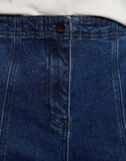 Thumbnail 4 of 4