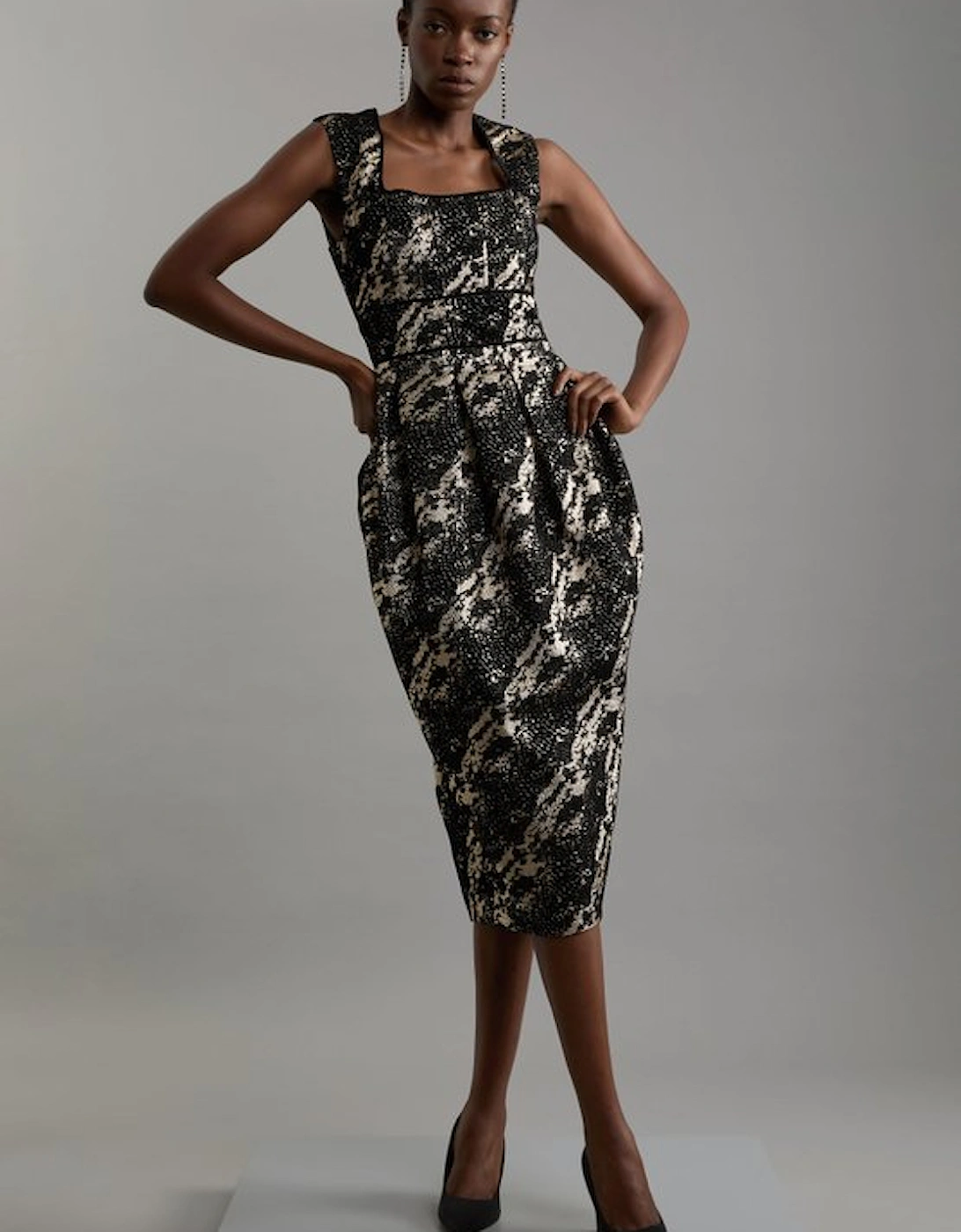 Petite Metallic Velvet Jacquard Tailored Square Neck Midi Dress, 5 of 4