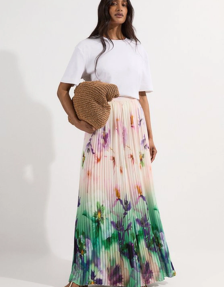 Pleated Floral Woven Wide Leg Trousers