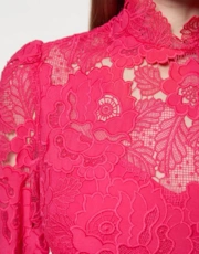 Thumbnail 2 of 4