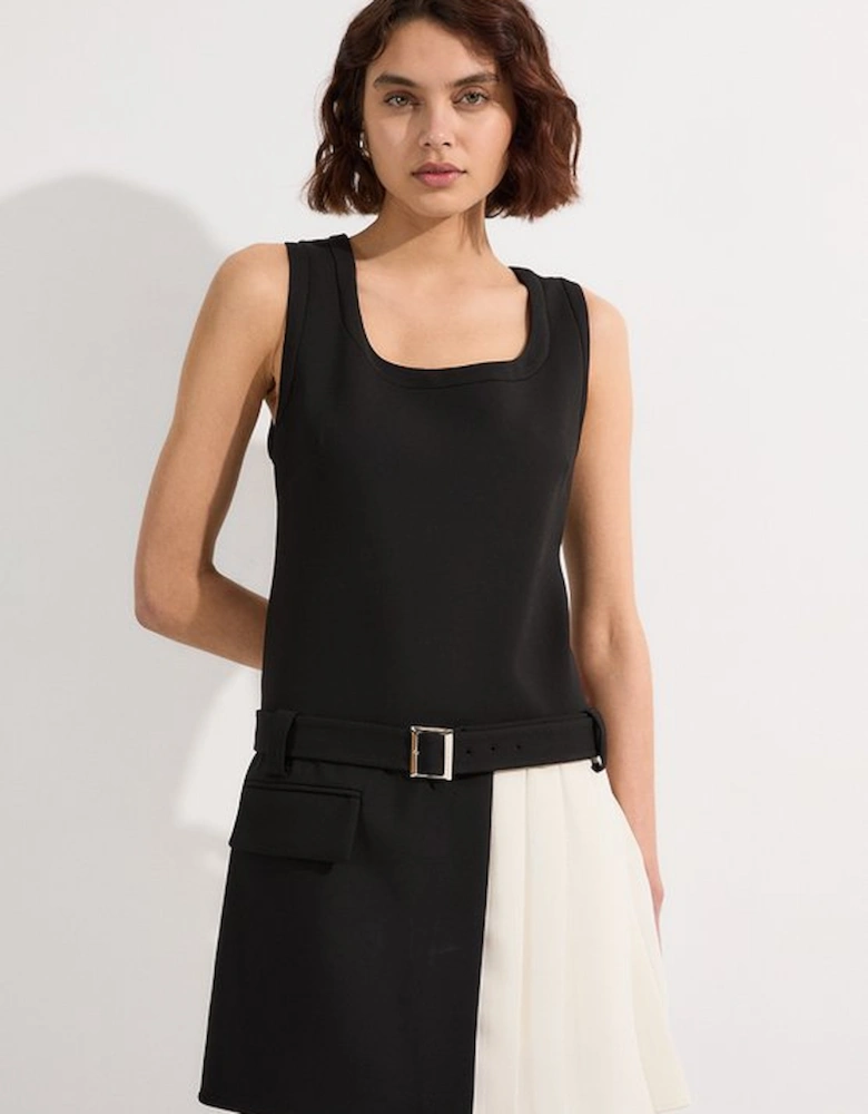 Compact Stretch Pleated Skirt Mini Dress