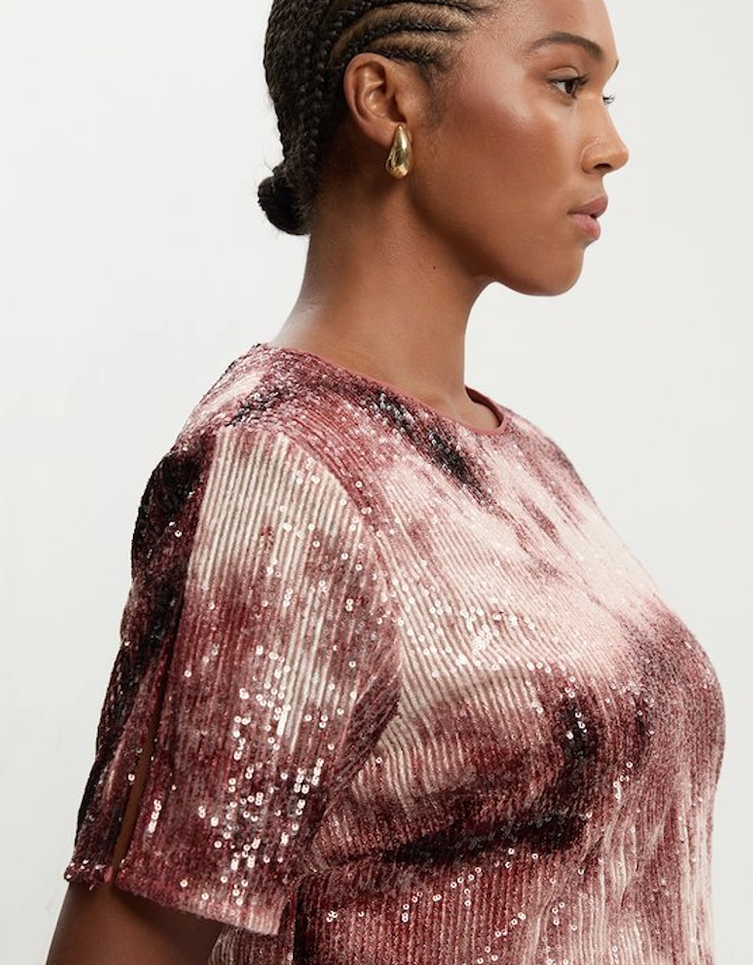 Plus Size Ombre Sequin Woven Strong Shoulder Top