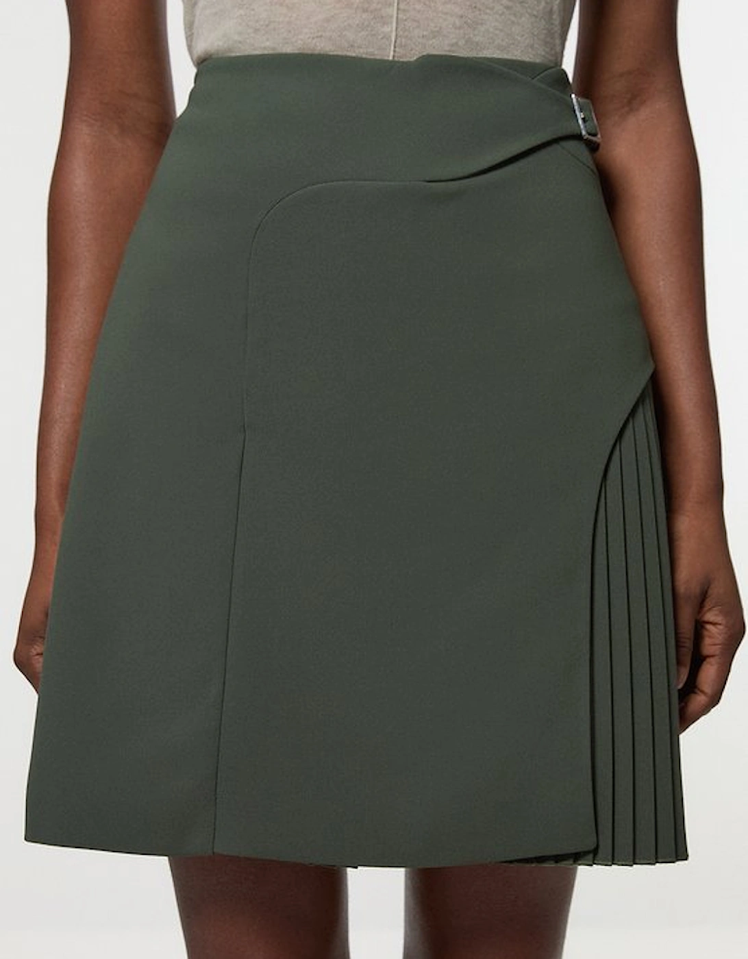 Tailored Buckle Detail Pleated Mini Skirt