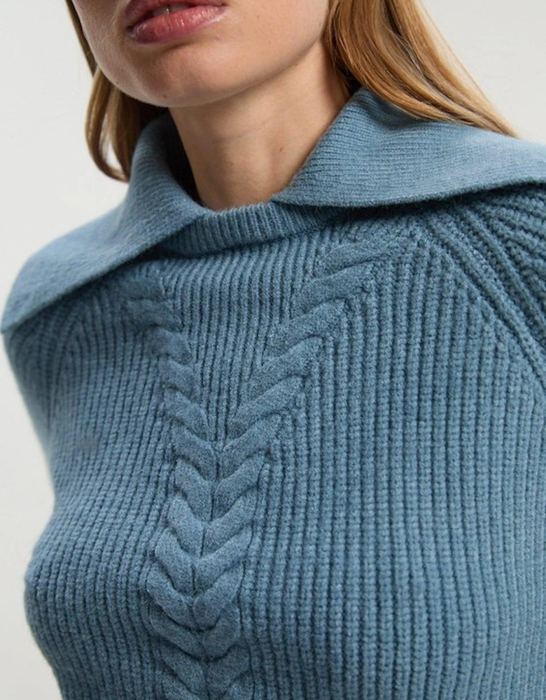 Cable Stitch Fly Collar Jumper