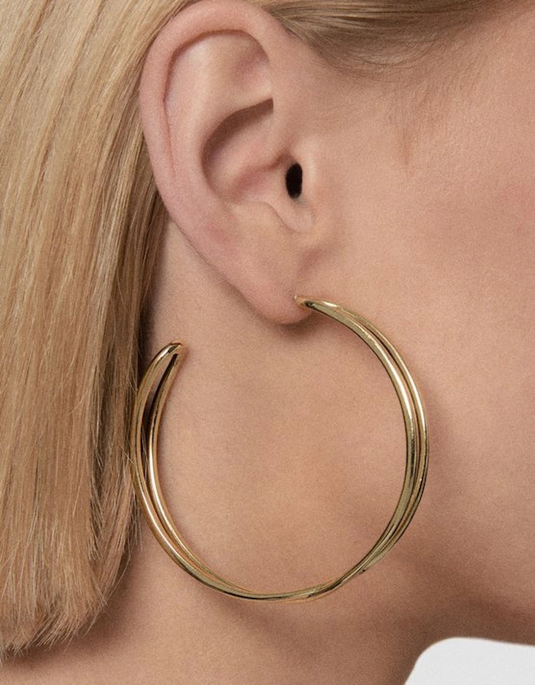 14kt Gold Plated Criss Cross Hoop Earring, 2 of 1