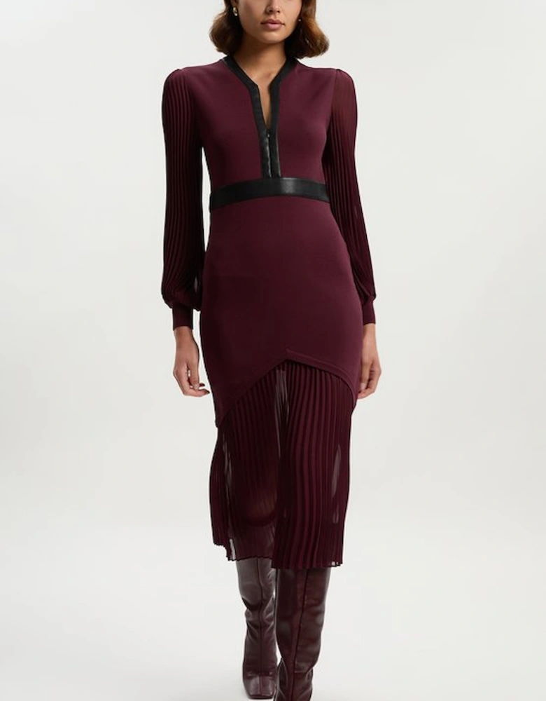 Woven Sleeved Pleated Dress With Pu