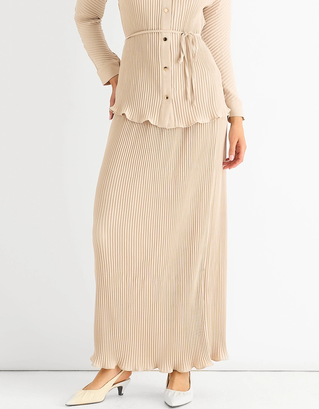 Beige Plisse Elasticated Waist Maxi Skirt