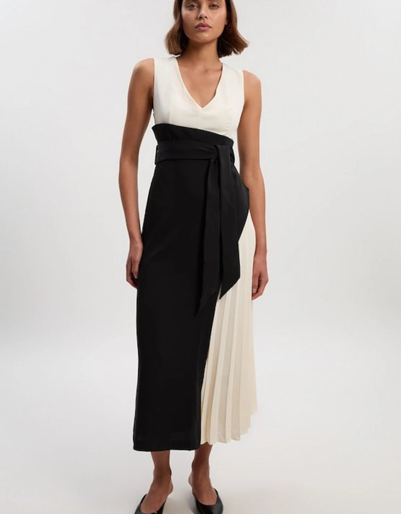 Soft Tailored Colour Block Side Pleated Midi Dress