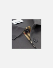 Thumbnail 3 of 4