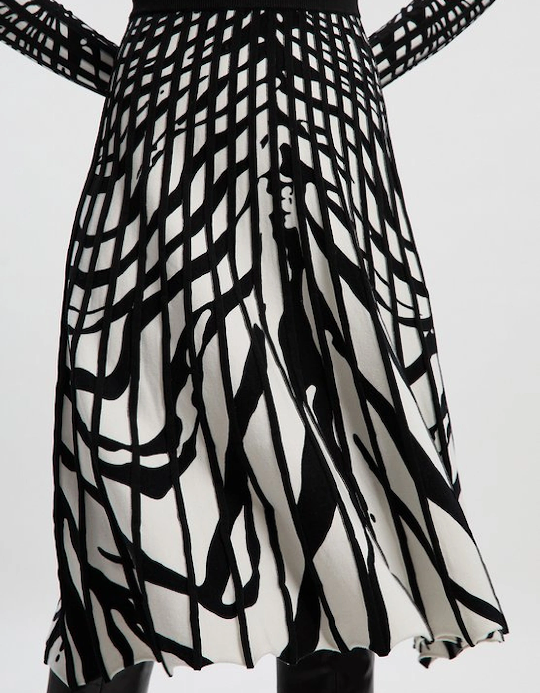 Zebra Jacquard Knit Full Skirted Midi Dress
