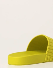 Thumbnail 2 of 4