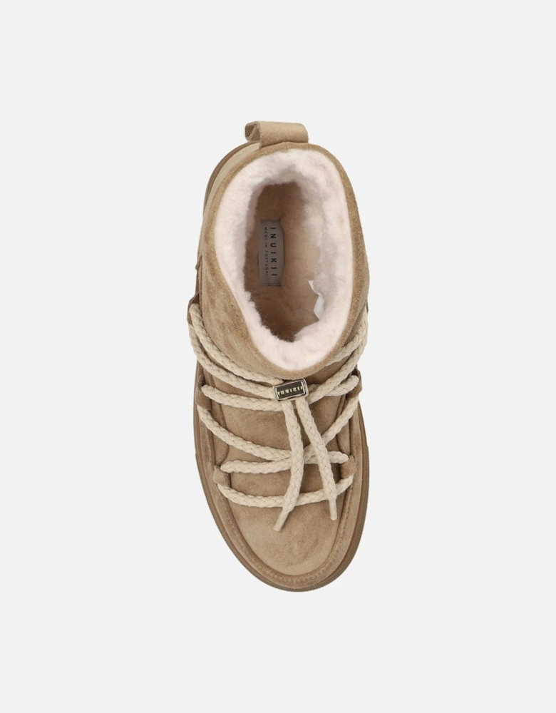 Womens Classic Low Tan