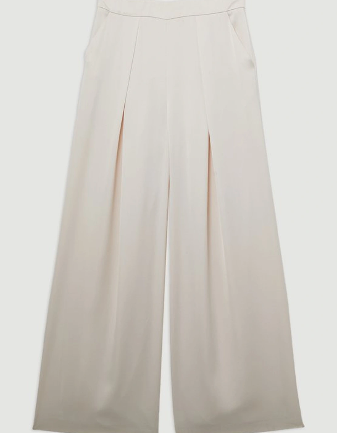 Tailored Crepe Essential Wide Leg Trouser