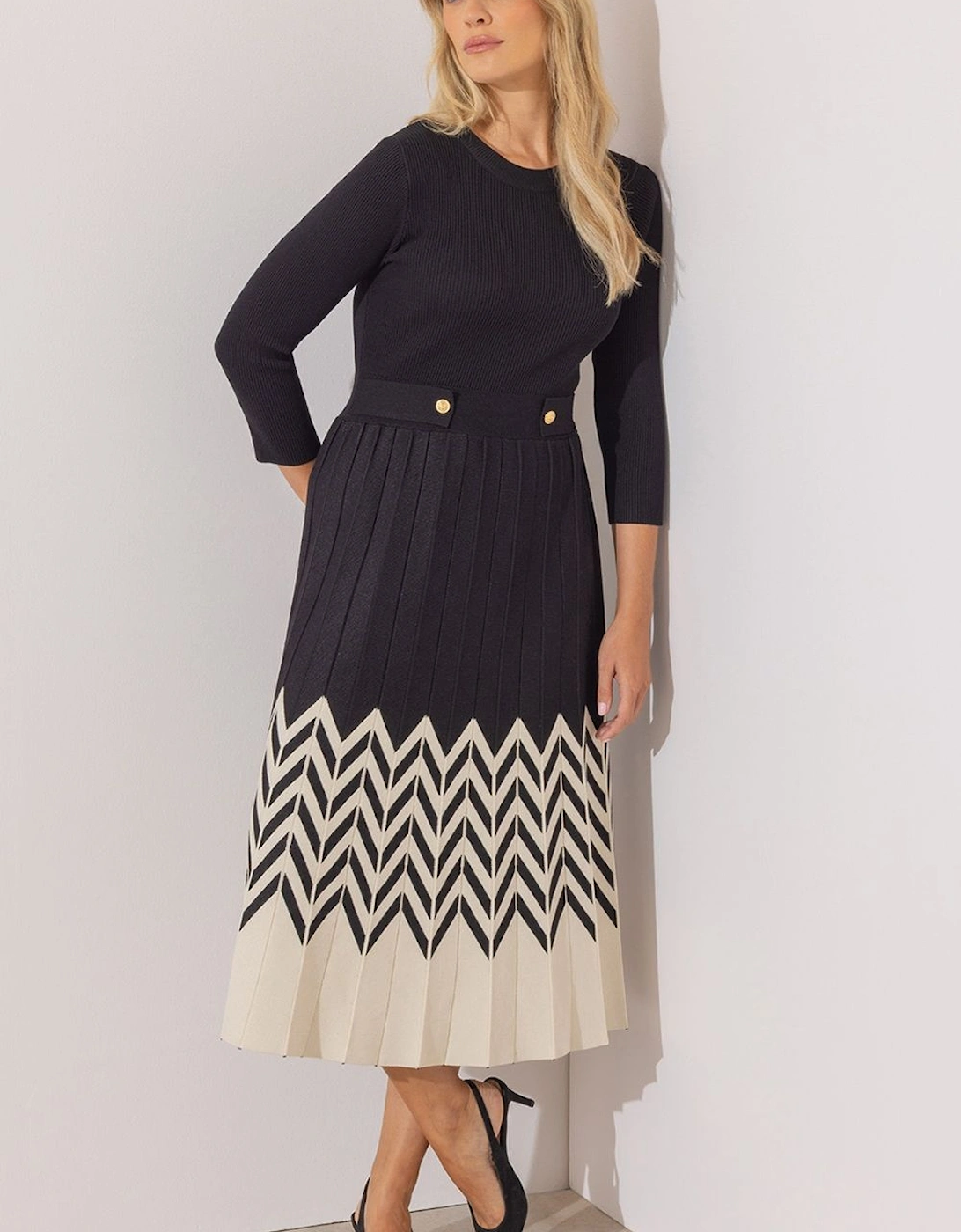 Zig Zag Pleated Knit Midaxi Dress, 2 of 1