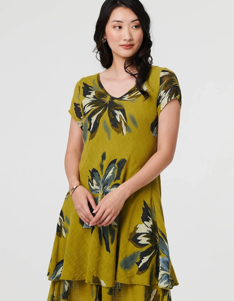 Floral Short Sleeve Knee Length Dress