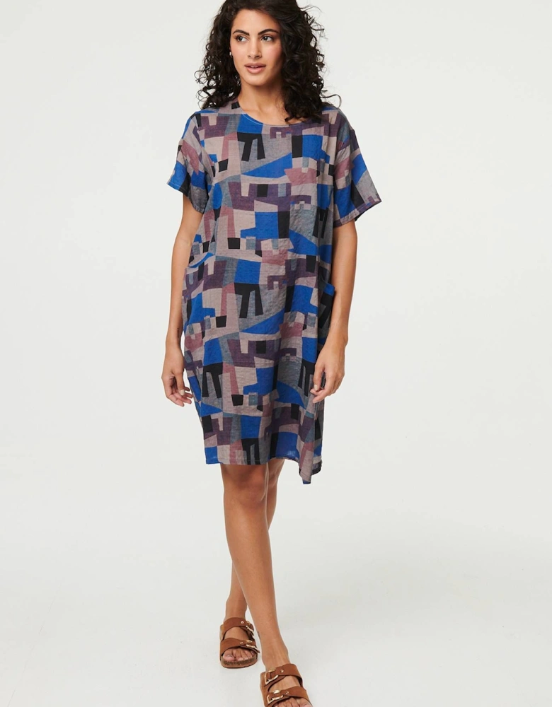 Abstract Relaxed Knee Length Shift Dress