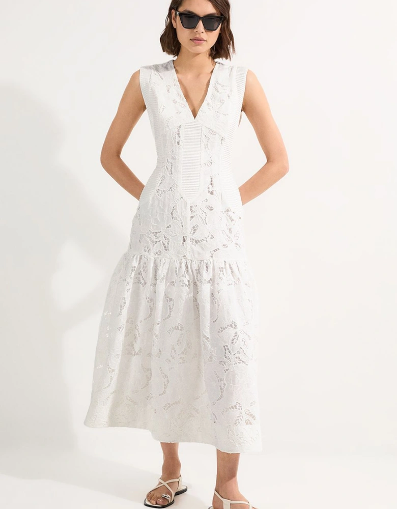 Cutwork Broderie Tiered Woven Maxi Dress