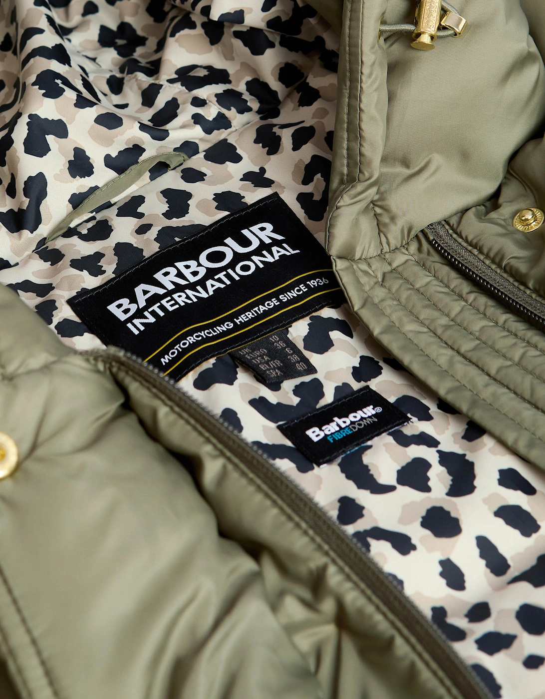 Short Track Line Womens Puffer Jacket - Dusky Khaki/Jasmine Leopard Print