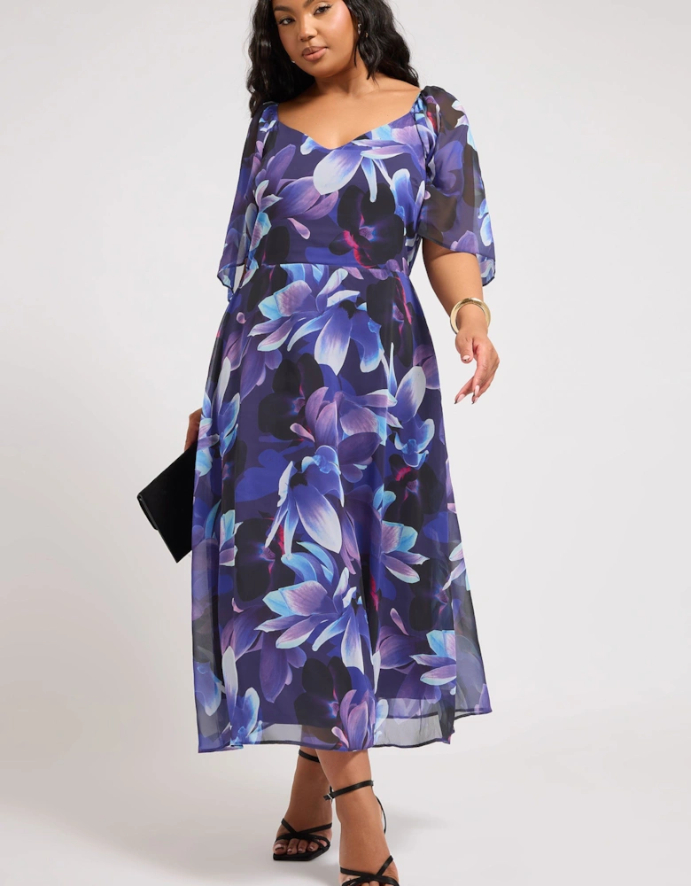 Floral Print V-Neck Maxi Dress