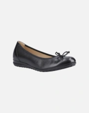 02 Black Lea