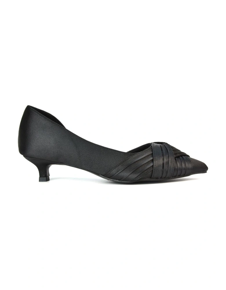 'Freya' Pointed Toe Kitten Low Heel Classic Bridal Shoe Pumps