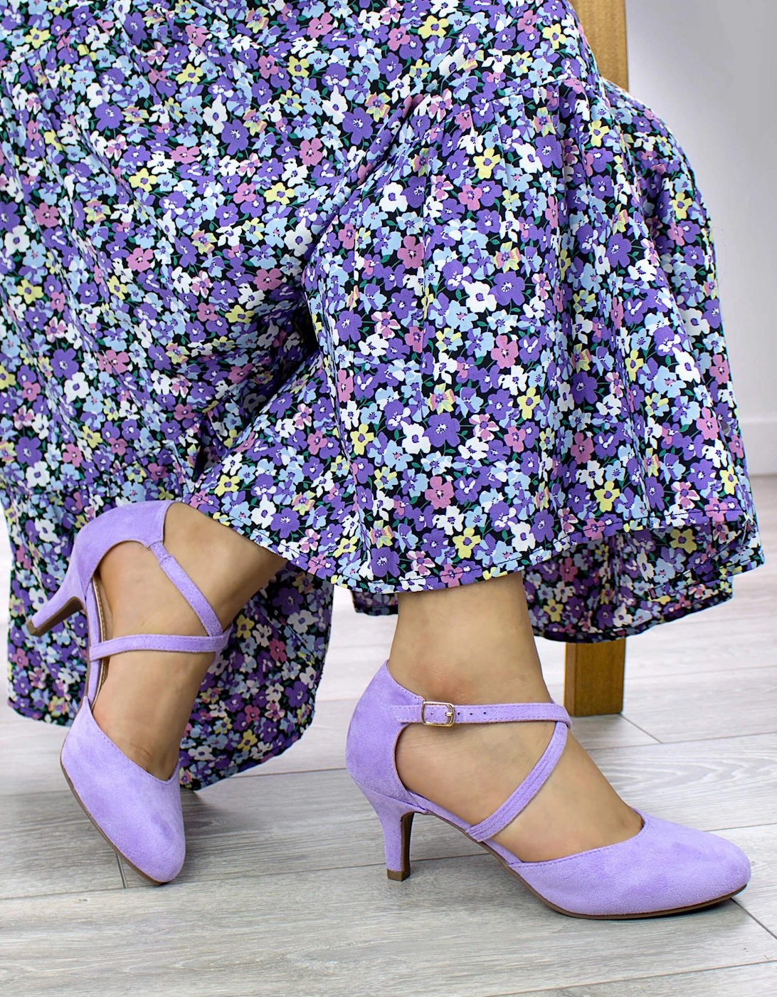 High  Heel Buckle Crossed  Strappy Heels, 2 of 1