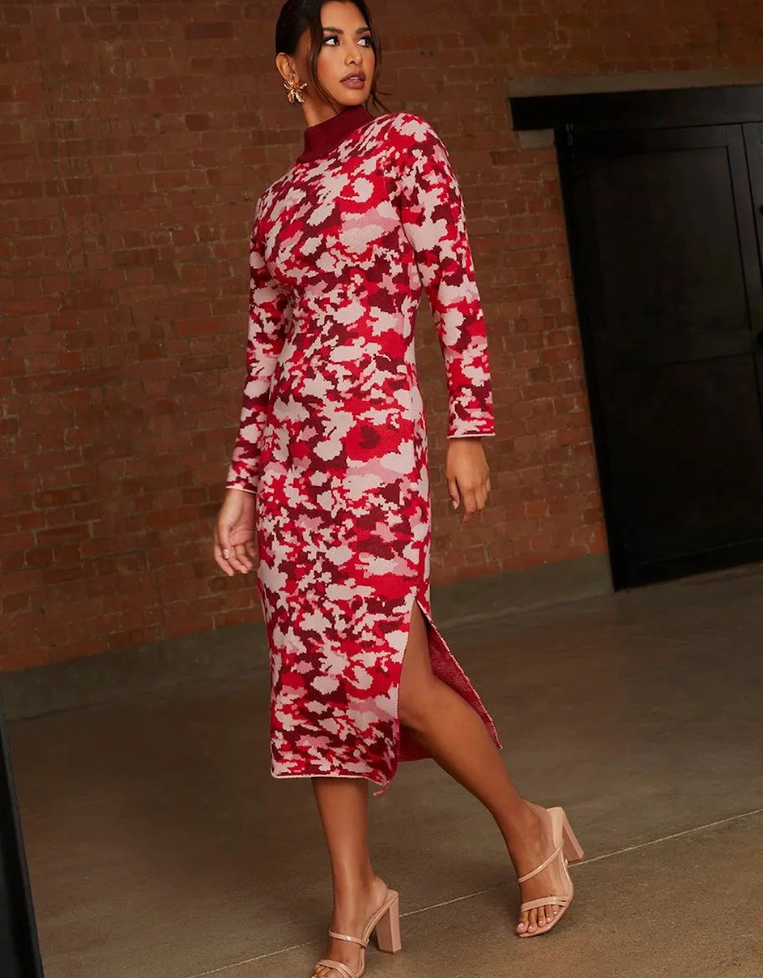 Abstract Floral Knitted Midi Dress in Pink, 2 of 1
