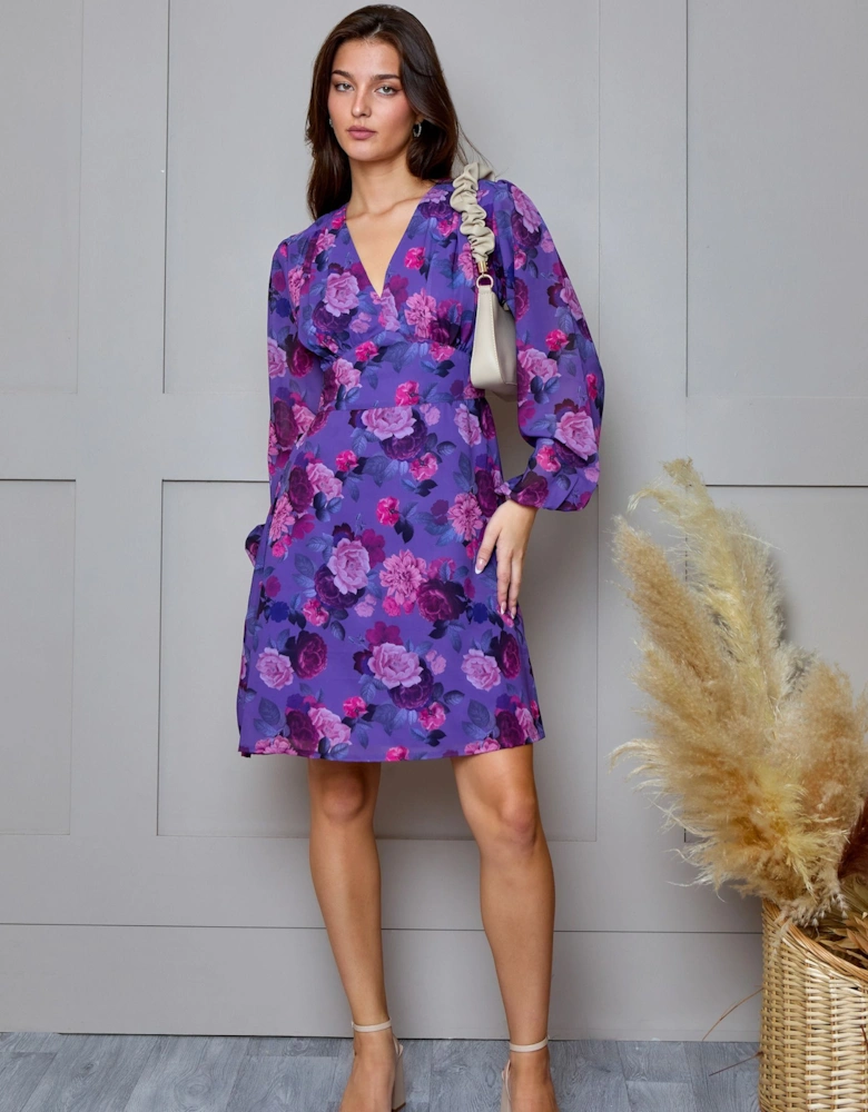 Plus Size V Neck Floral Printed Chiffon Dress in Purple