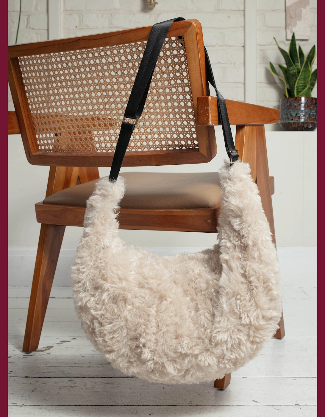 Sasha Slouch Bag In Cream