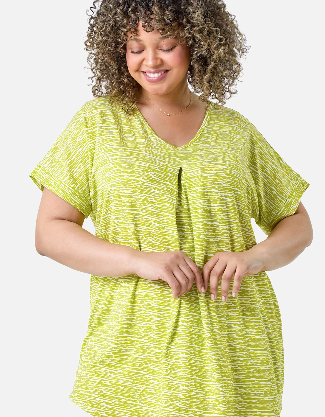 Curve Pleat Front Printed V-Neck Stretch Top, 2 of 1