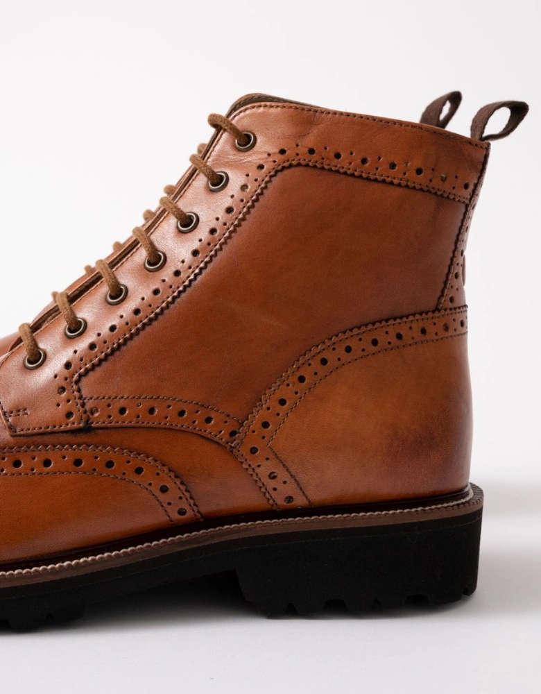 Milbrook Mens Antiqued Leather Brogue Boots - Tan