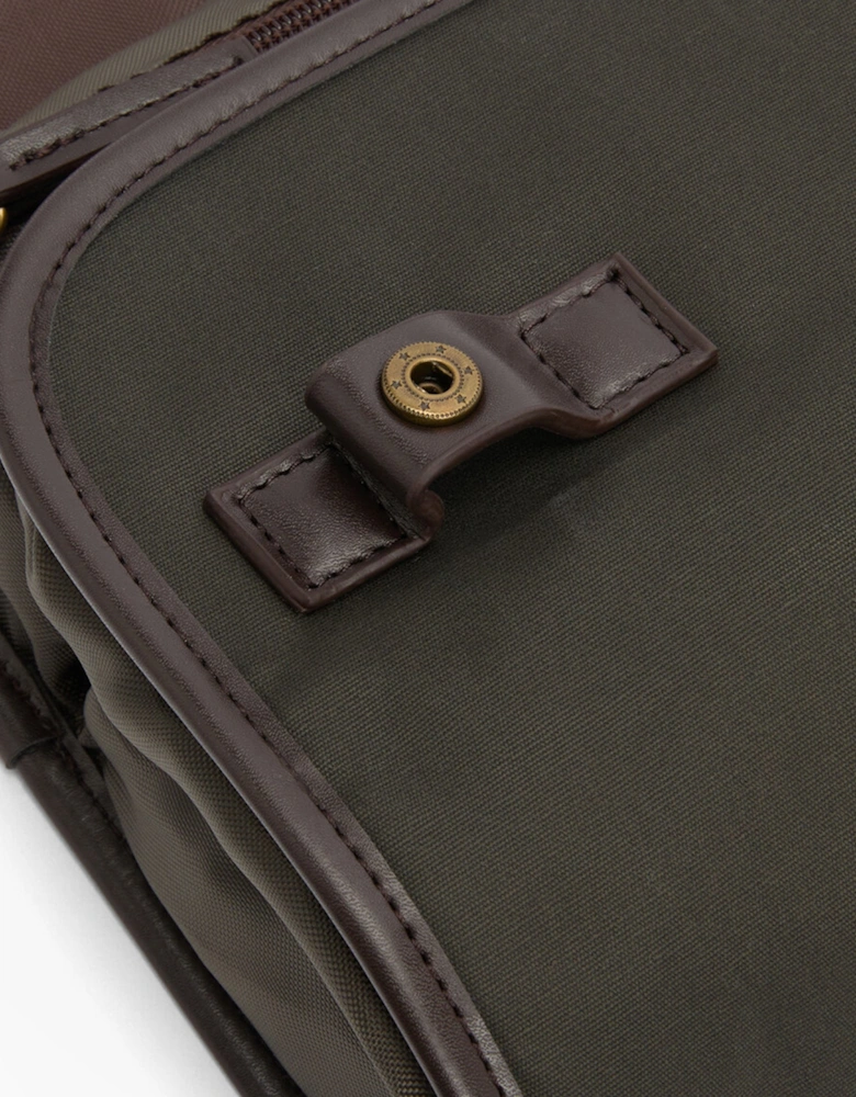 WAXED HANGING Mens Washbag Olive/Beacon