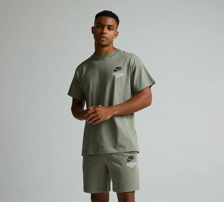 Sportswear Authorised T-Shirt & Short Set Olive