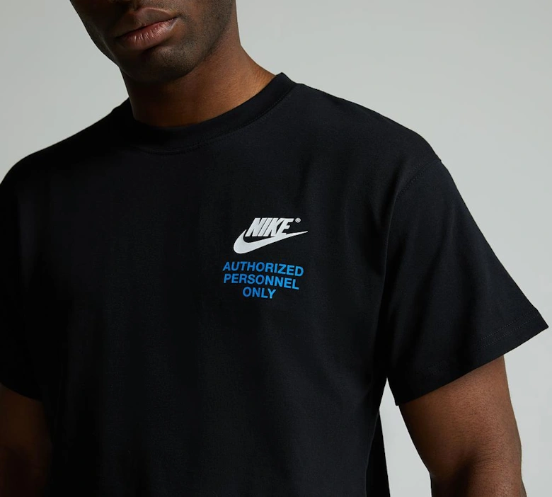 Sportswear Authorised T-Shirt & Short Set Black