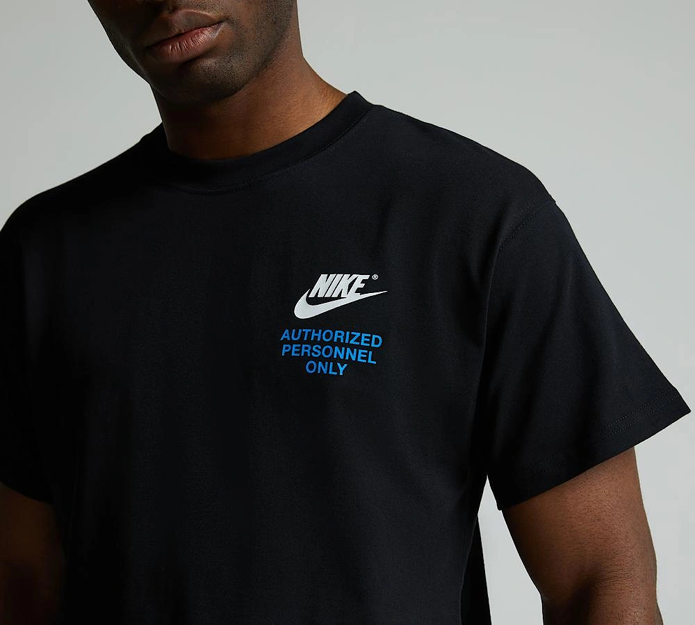 Sportswear Authorised T-Shirt & Short Set Black