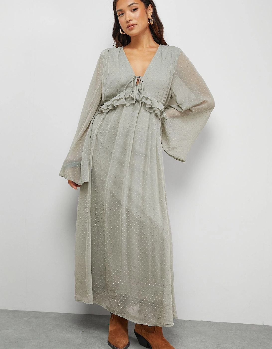 Petite Dobby Chiffon Plunge Neck Ruffle Midi Smock Dress, 2 of 1