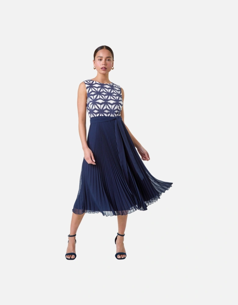 Petite Geometric Print Pleated Midi Dress