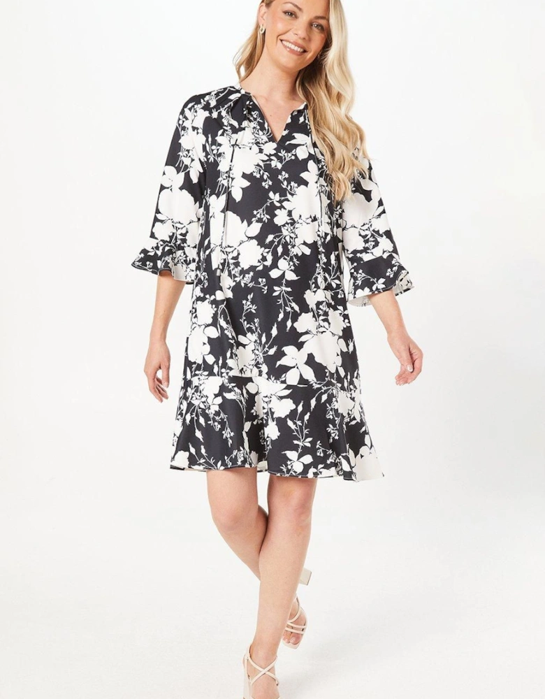 Floral Print Ruffle Hem Shift Dress